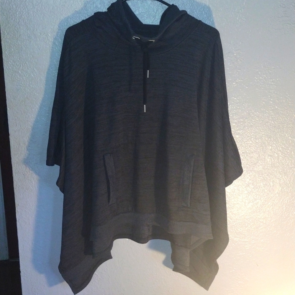 Gray Athleta Hooded Poncho M